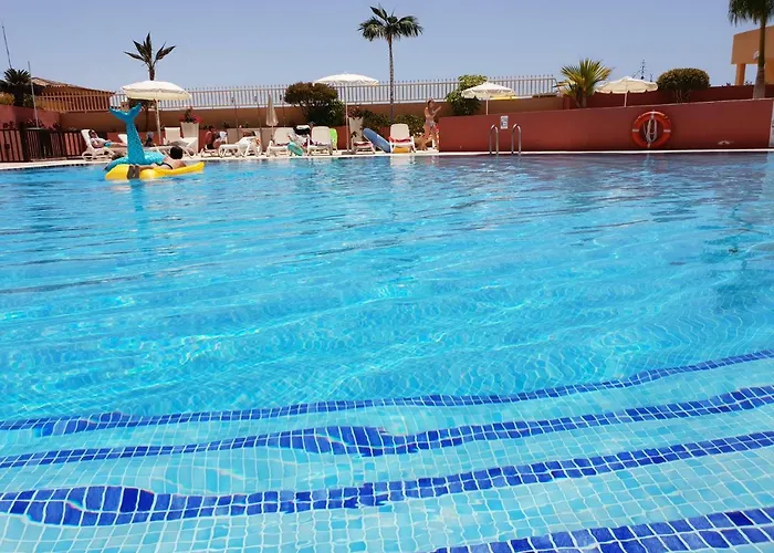 Terrazas Del Duque 2, Terrace, Sea View, Only 300 M To Beach, Heated Pool, Wifi Internet, Dishwasher, Washing Machine Lejlighed *