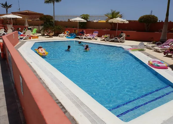 Lejlighed Terrazas Del Duque 2, Terrace, Sea View, Only 300 M To Beach, Heated Pool, Wifi Internet, Dishwasher, Washing Machine
