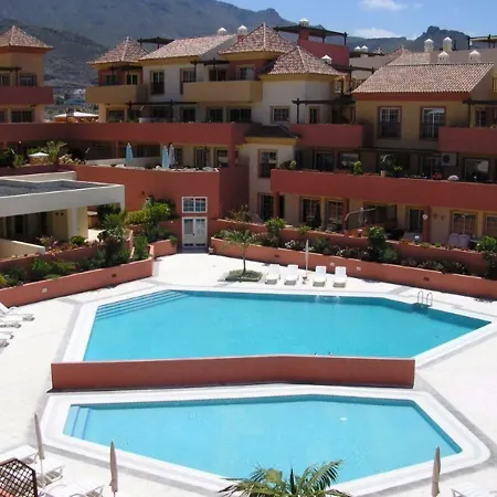 Terrazas Del Duque 2, Terrace, Sea View, Only 300 M To Beach, Heated Pool, Air Conditioning, Wifi Internet, Dishwasher, Washing Machine *