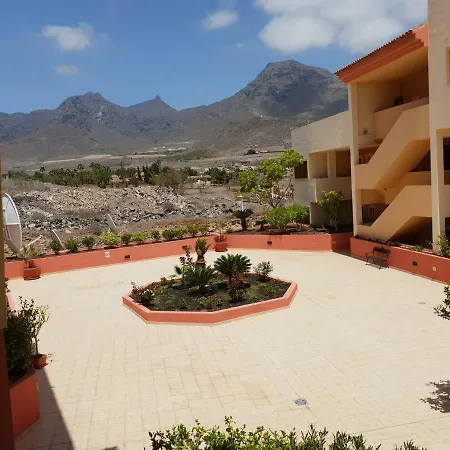 Апартаменты Terrazas Del Duque 2, Terrace, Sea View, Only 300 M To Beach, Heated Pool, Wifi Internet, Dishwasher, Washing Machine *